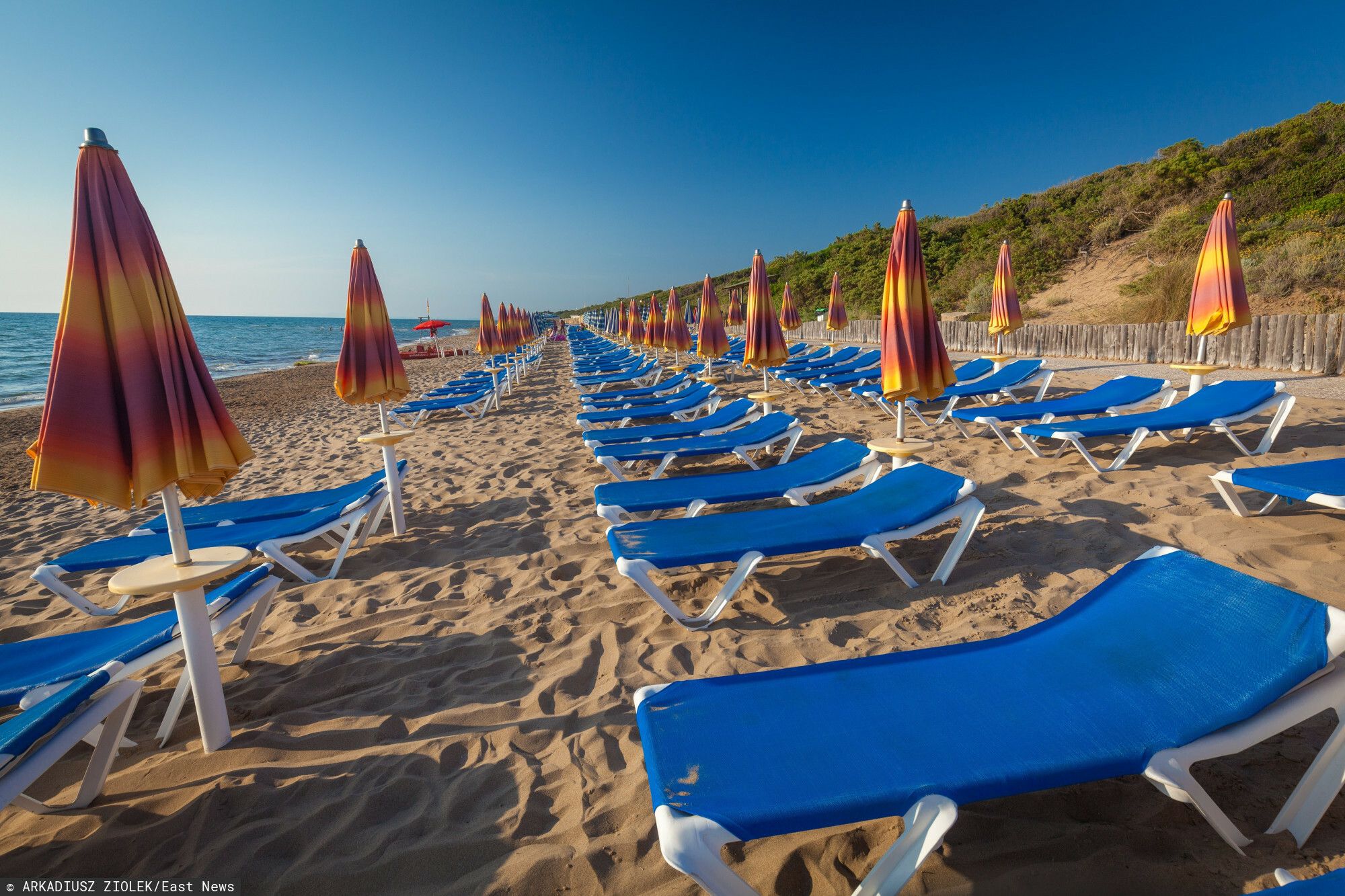 26 dni urlopu od razu, a później 32 dni dla wybranych. Komisja Sejmowa już podjęła decyzję 