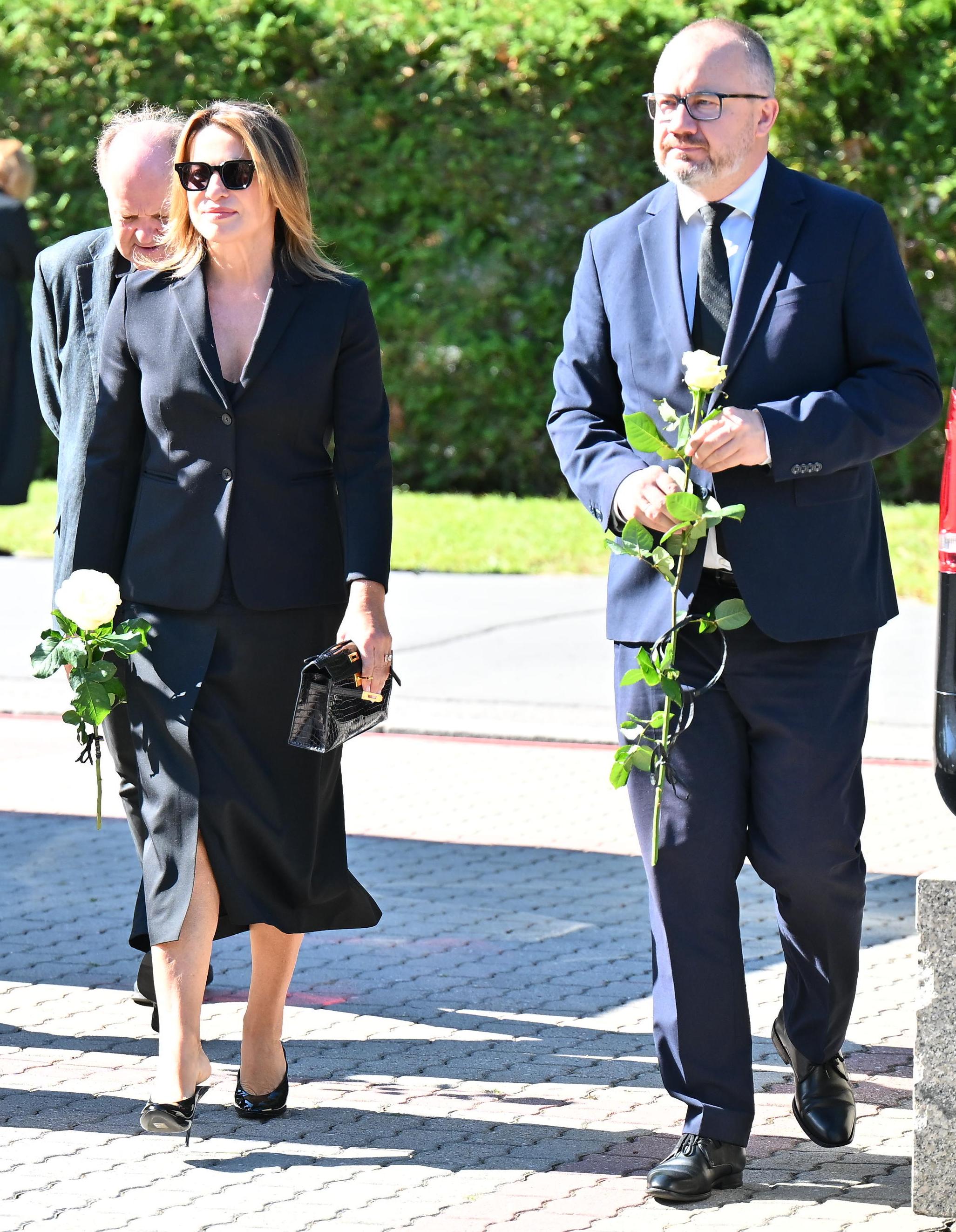 Pogrzeb Andrzeja Morozowskiego. Tłumy żegnają dziennikarza