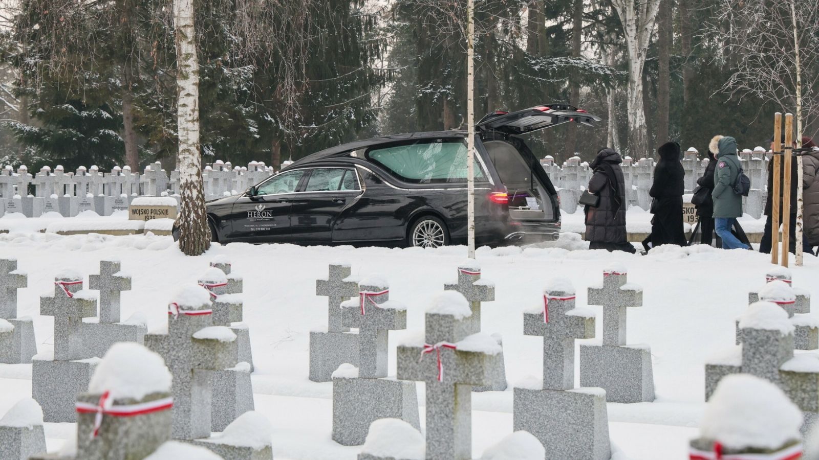 Tyle w tym roku ksiądz będzie brał za pogrzeb. Nie wszystkich będzie stać na godny pochówek