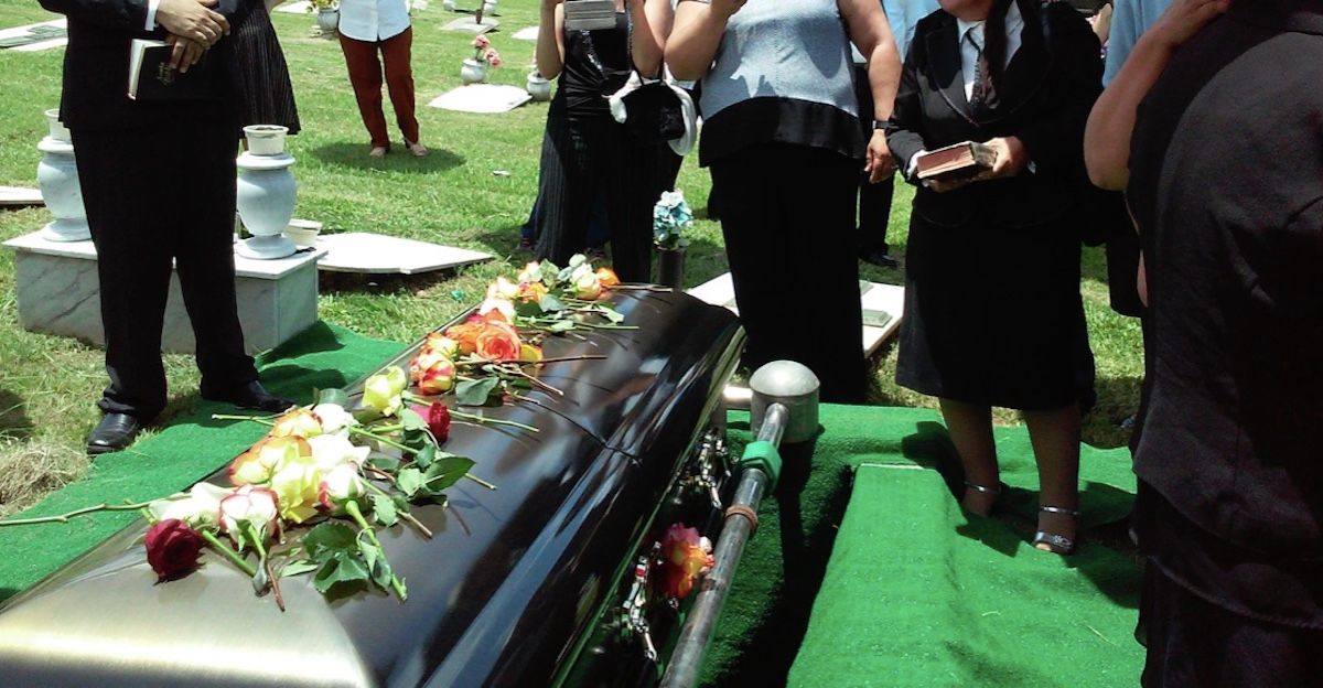 trumna pogrzeb żałobnicy