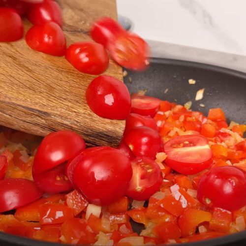 pomidory na patelni.jpg