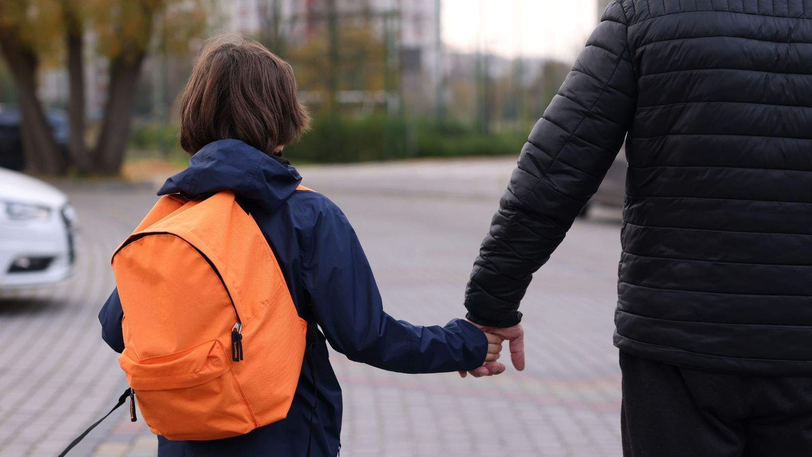 Warszawa. Ujawniono narodowość i wiek mężczyzny, który uprowadził 9-latka