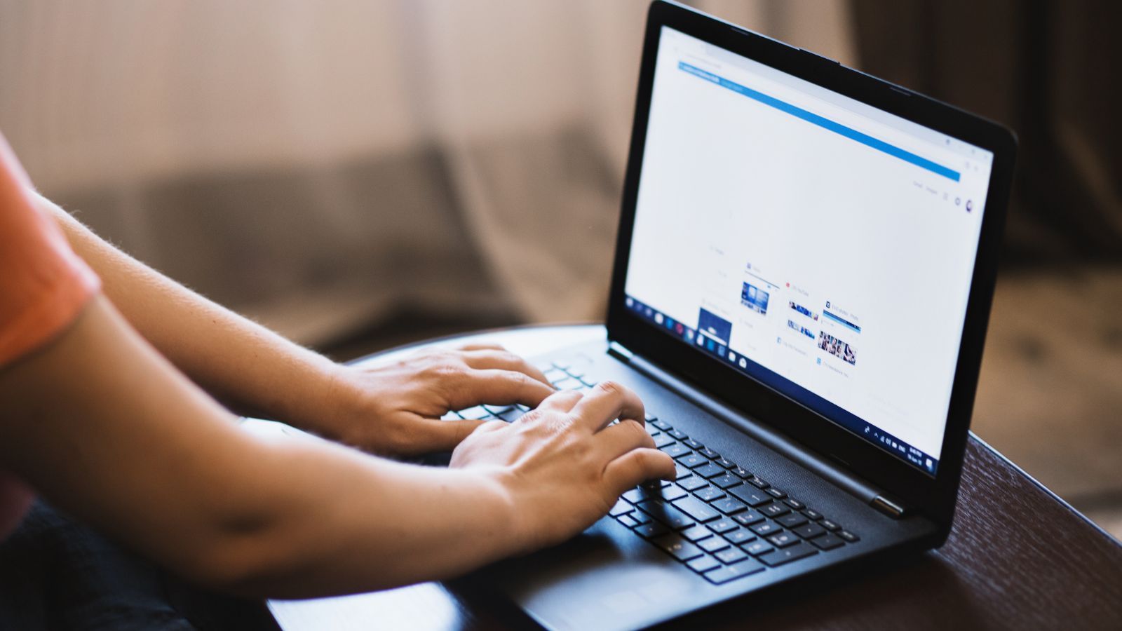 Dają etat i prawie 13 tys. zł miesięcznie. Szukają do pracy, w której nie liczy się wykształcenie