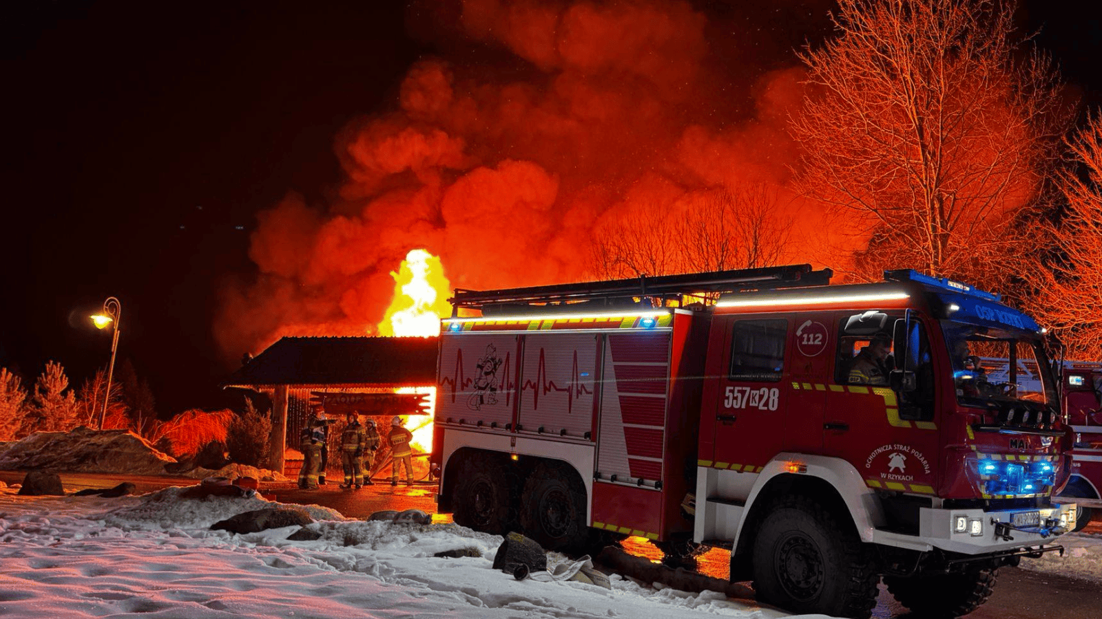 Bawili się na weselu. Nagle wybuchł pożar. Są ranni, wielka ewakuacja