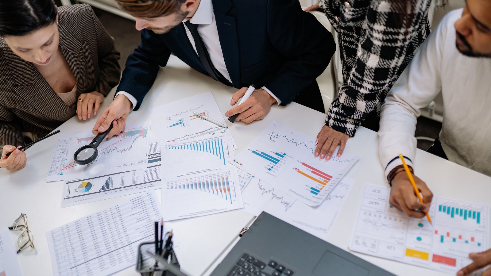 Niemal 1300 pracowników wylądowało na bruku. Zwolnienia grupowe w centrum Małopolski