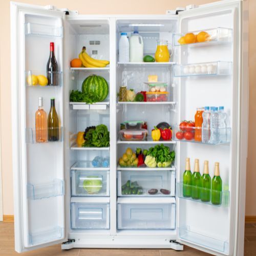 Pochłania 4 razy więcej prądu niż nowe lodówki. Każdy Polak ma to w swojej kuchni