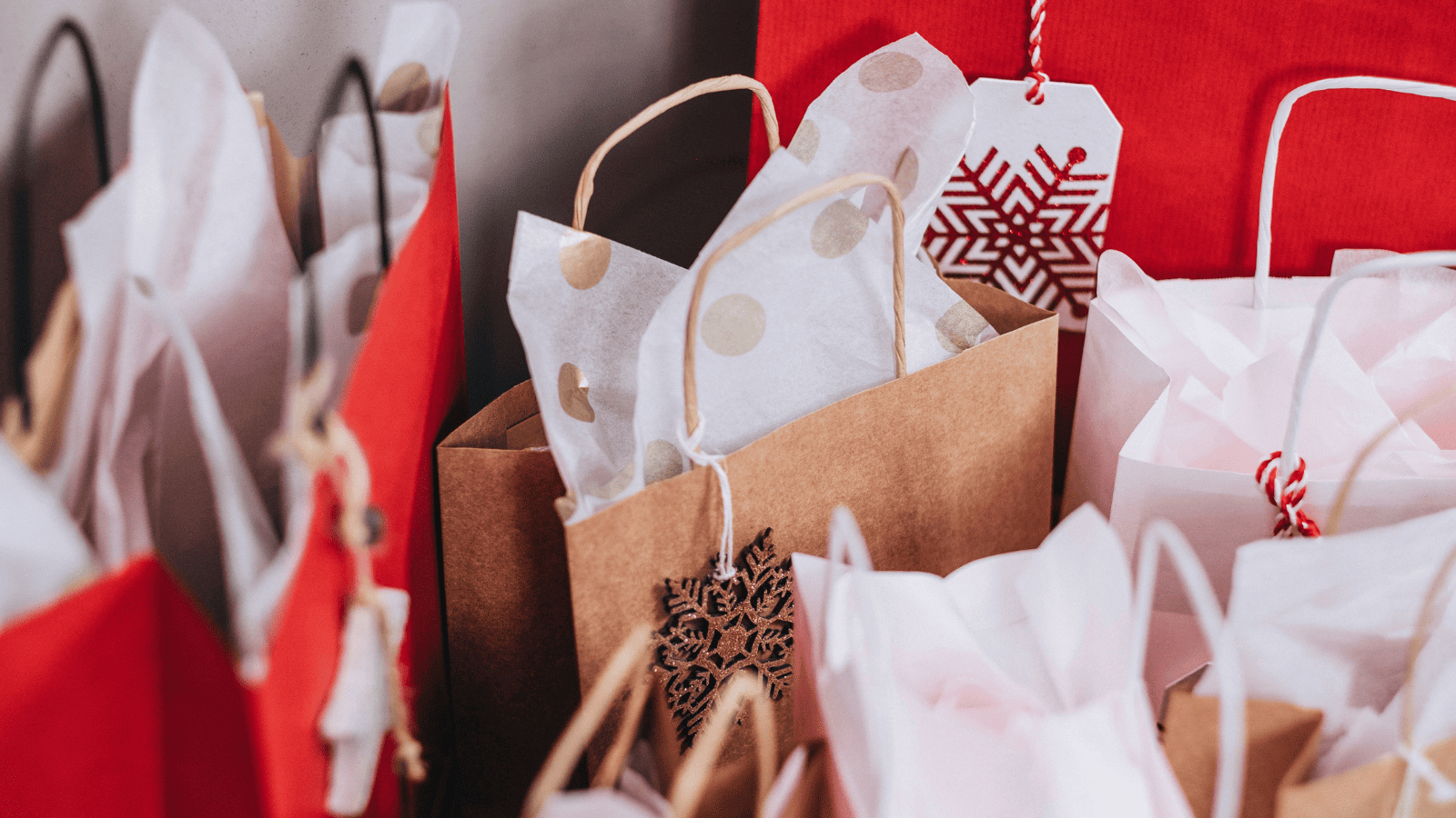 Nietrafiony prezent świąteczny. Czy można zwrócić go do sklepu?