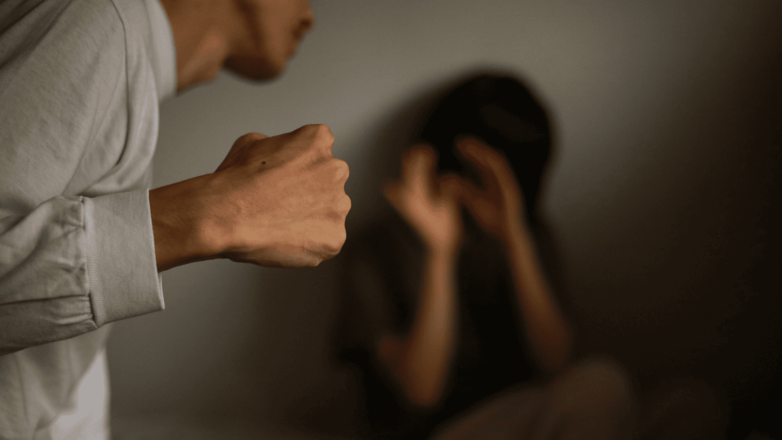 Akcja kontrterrorystów w polskiej miejscowości. 43-latek zabarykadował się z rodziną