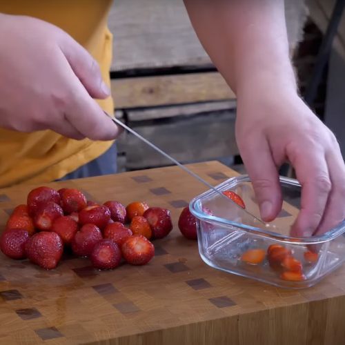 Żadne jabłka. Strzelczyk robi racuchy z innymi owocami