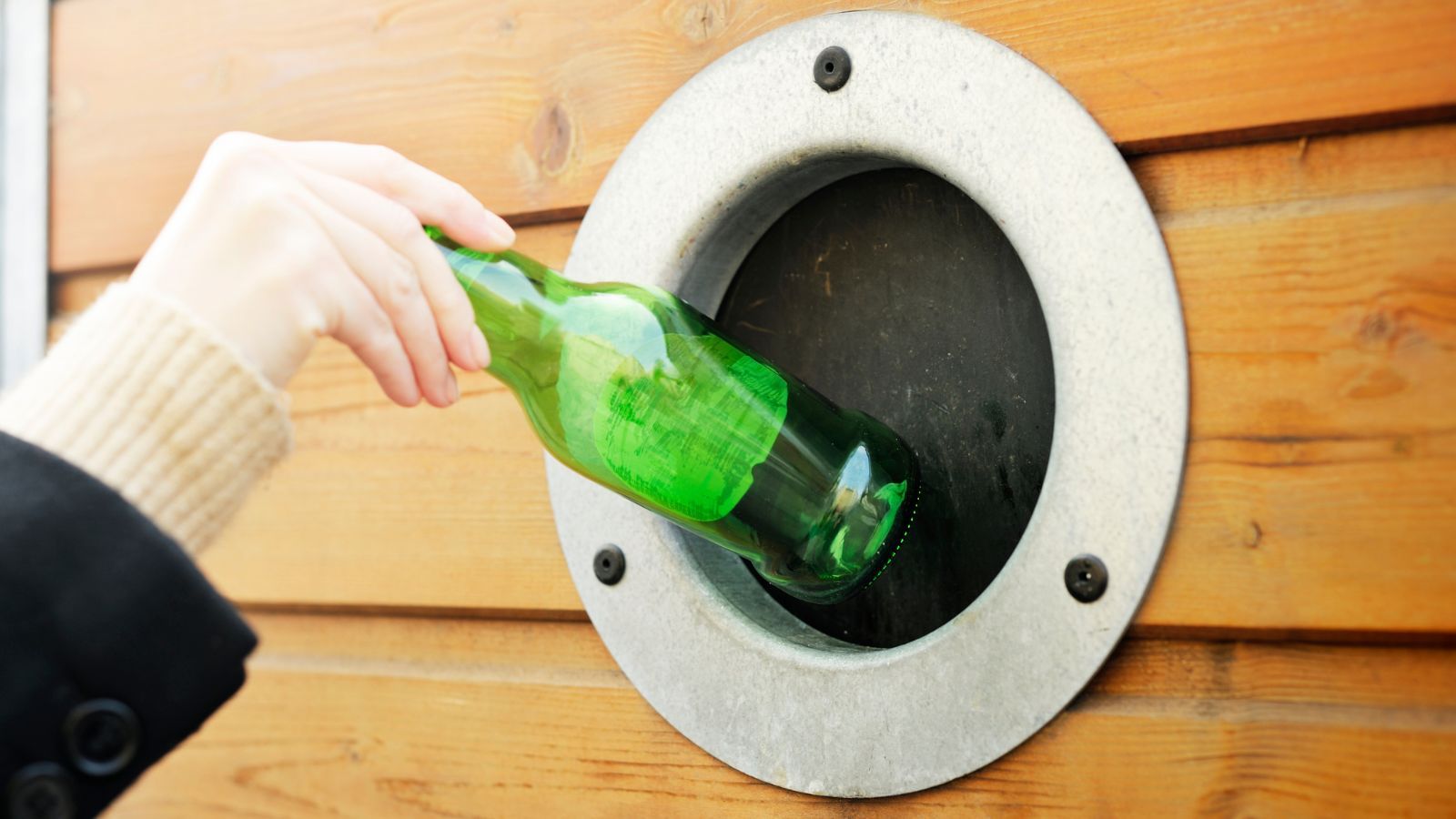 Zmiany w ponad 3 tys. sklepów Dino, chodzi o kaucję. Klienci przestaną chodzić do konkurencji