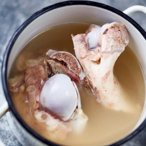 Z mięsa i warzyw z rosołu robię wyśmienity obiad. Prościej się nie da