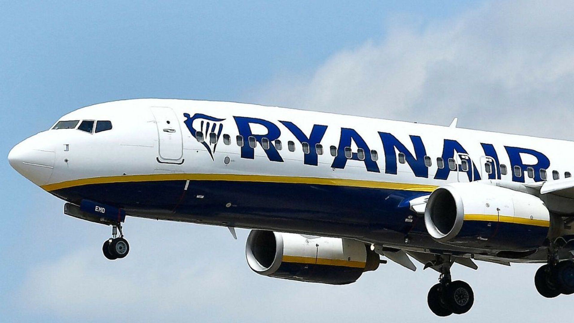 ryanair.jpg