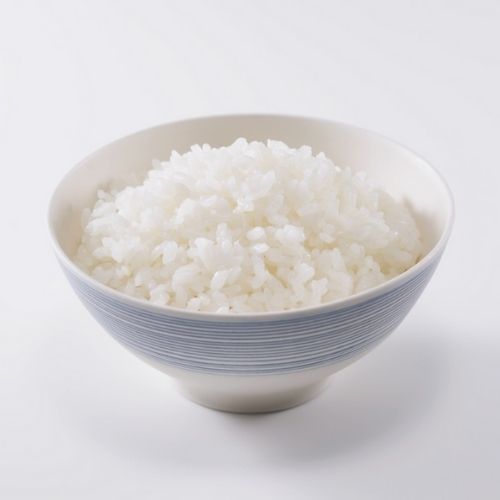 Obrzydliwe nagranie, znaleźli larwy w ryżu. Producent dał porażający komentarz