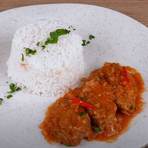 Weź pomidory i wsadź do gotującego ryżu. Ten patent jest genialny