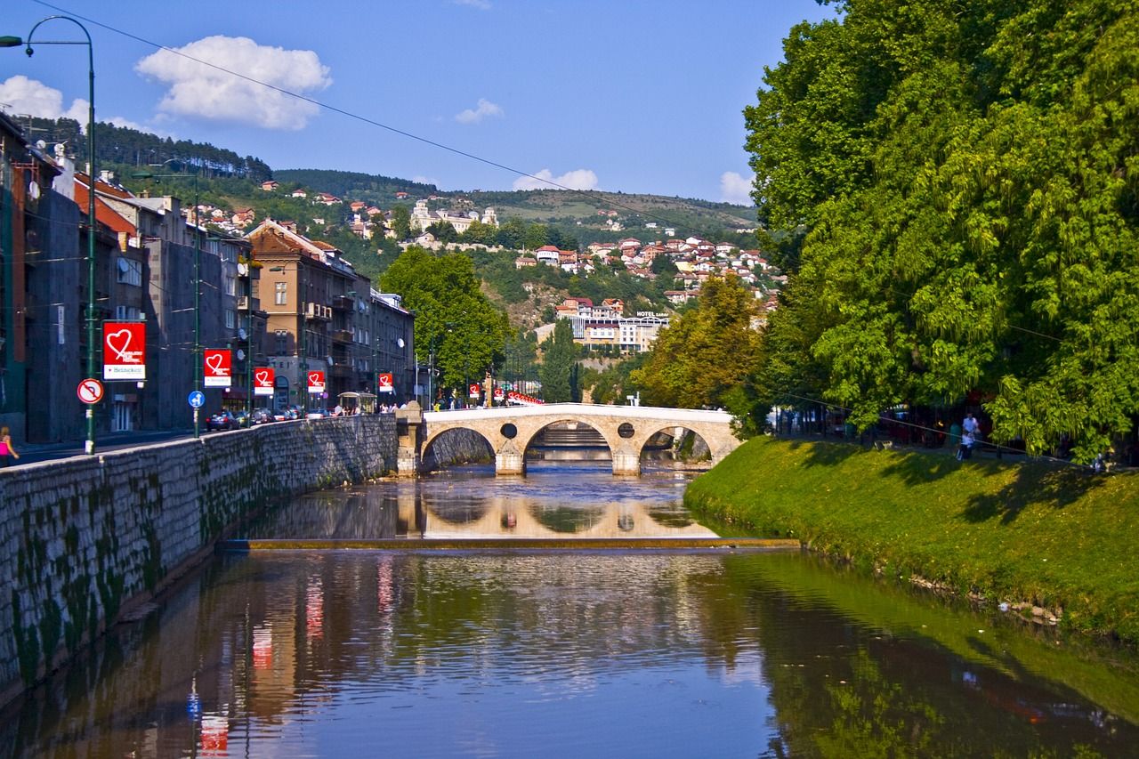 sarajevo-2597608_1280.jpg