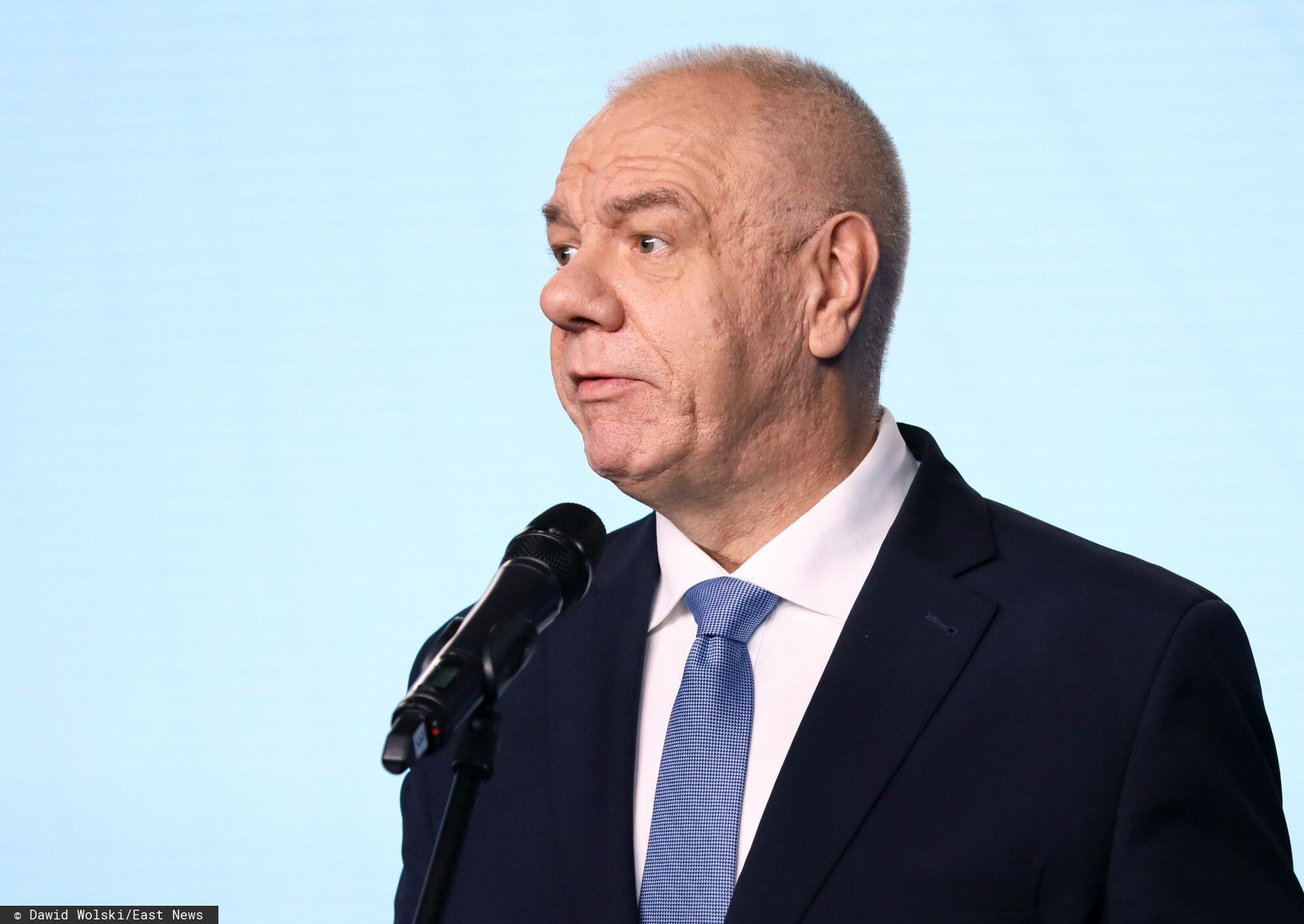 Prezent dla Rydzyka pod lupą śledczych, wszczęto postępowanie. To miecz z epoki średniowiecza