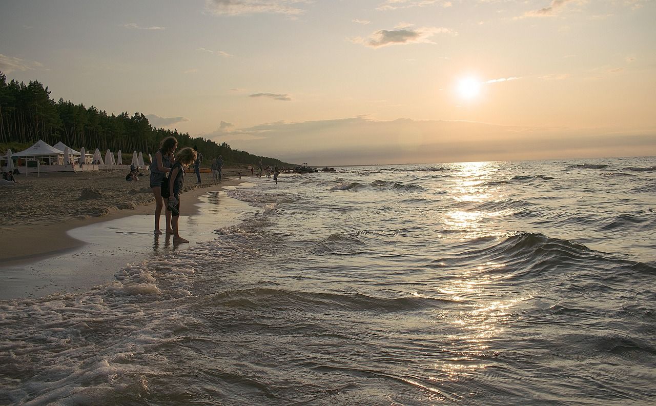 sea-polish-4419092_1280.jpg