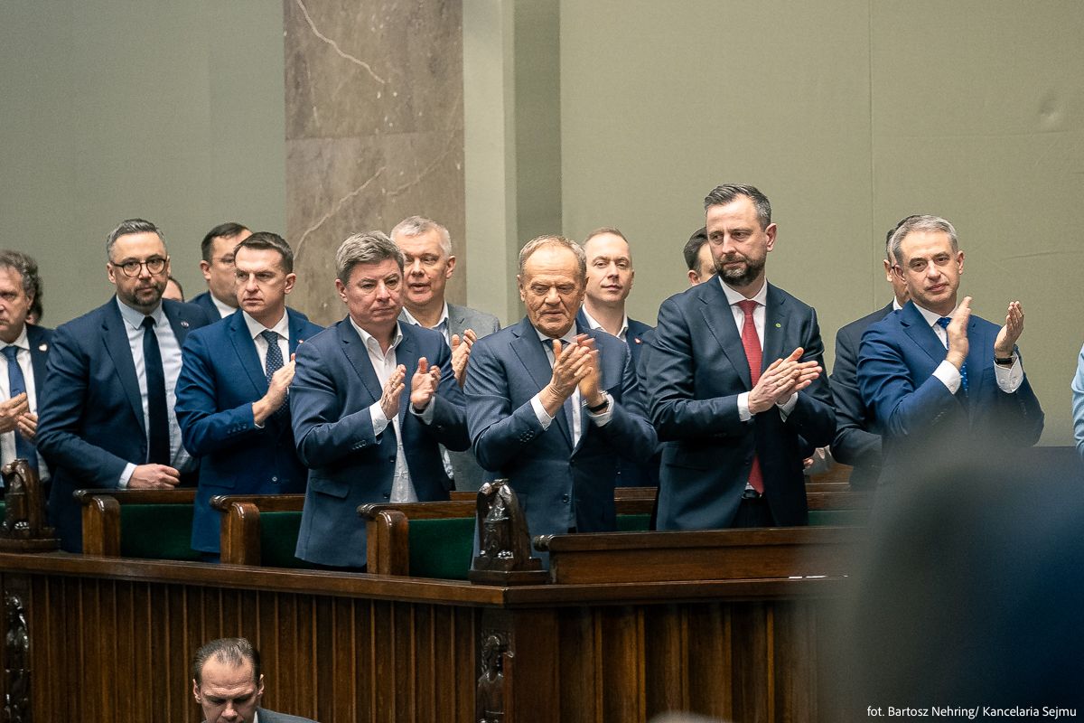 Polacy wskazali, kogo chcą u władzy. Nagły zwrot w nowym sondażu, widać zmiany u Brauna