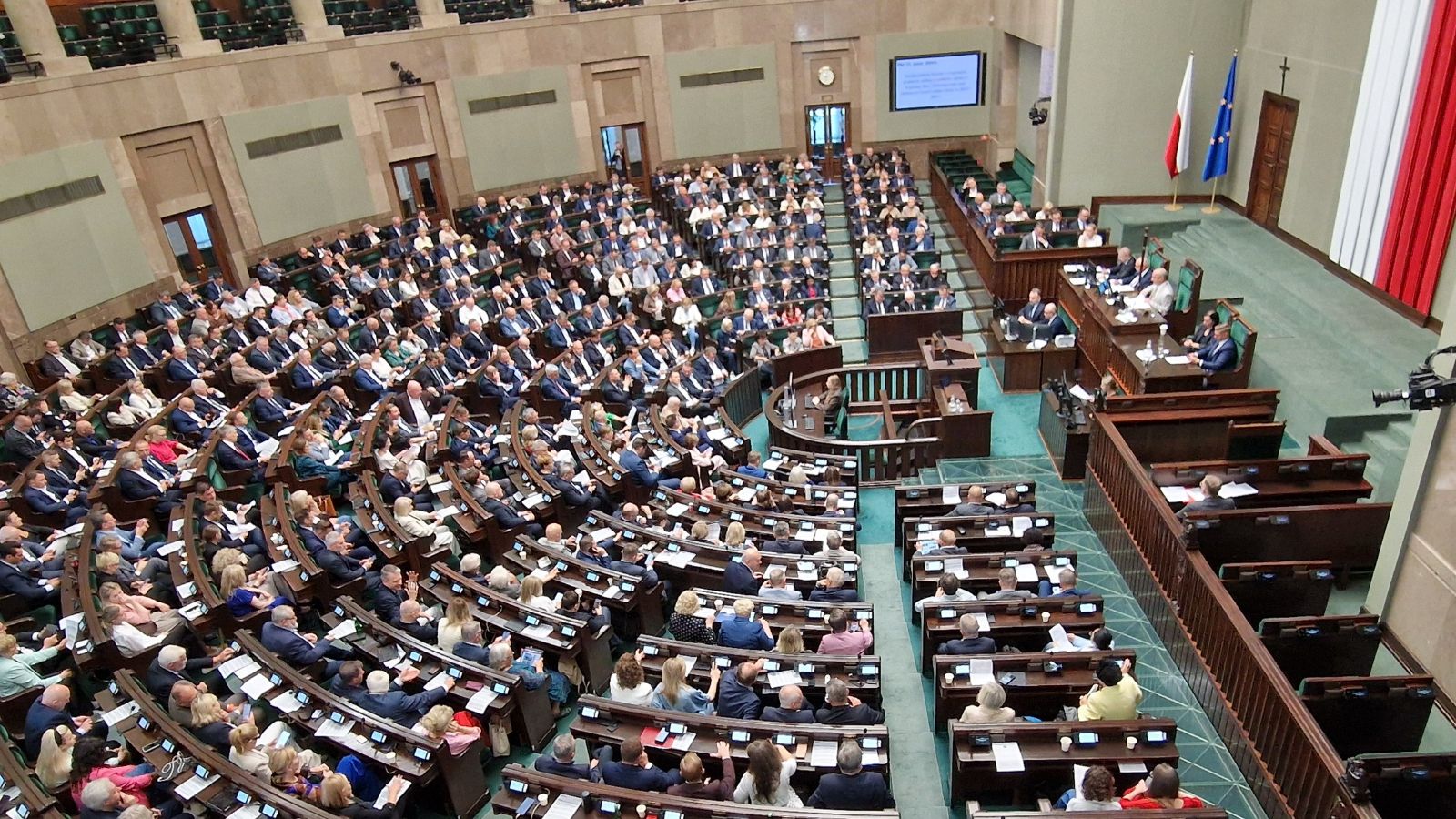 Zwrot w sondażu partyjnym. W zestawieniu pojawiło się nowe ugrupowanie