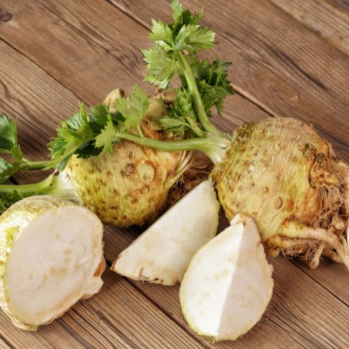 Wiele osób popełnia podstawowy błąd. To dlatego seler nie rośnie w korzeń