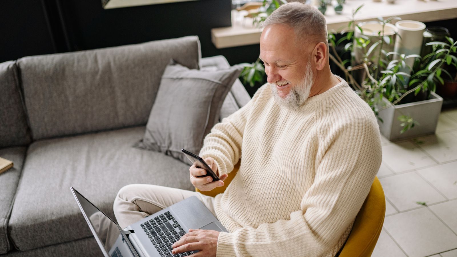 2 tys. zł do wynagrodzenia co miesiąc. Rząd ma pomysł dla tej grupy pracowników, ale jest warunek