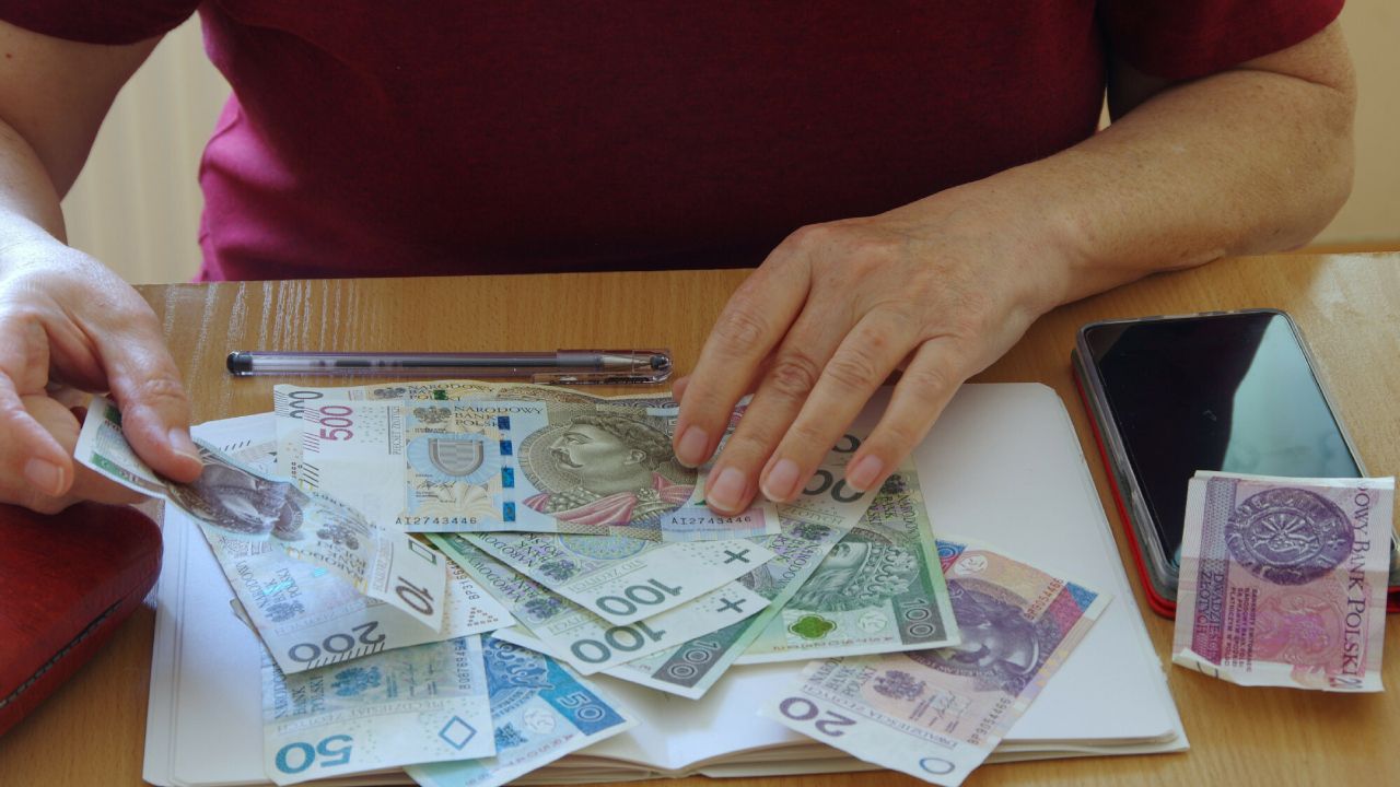 seniorka, pieniądze