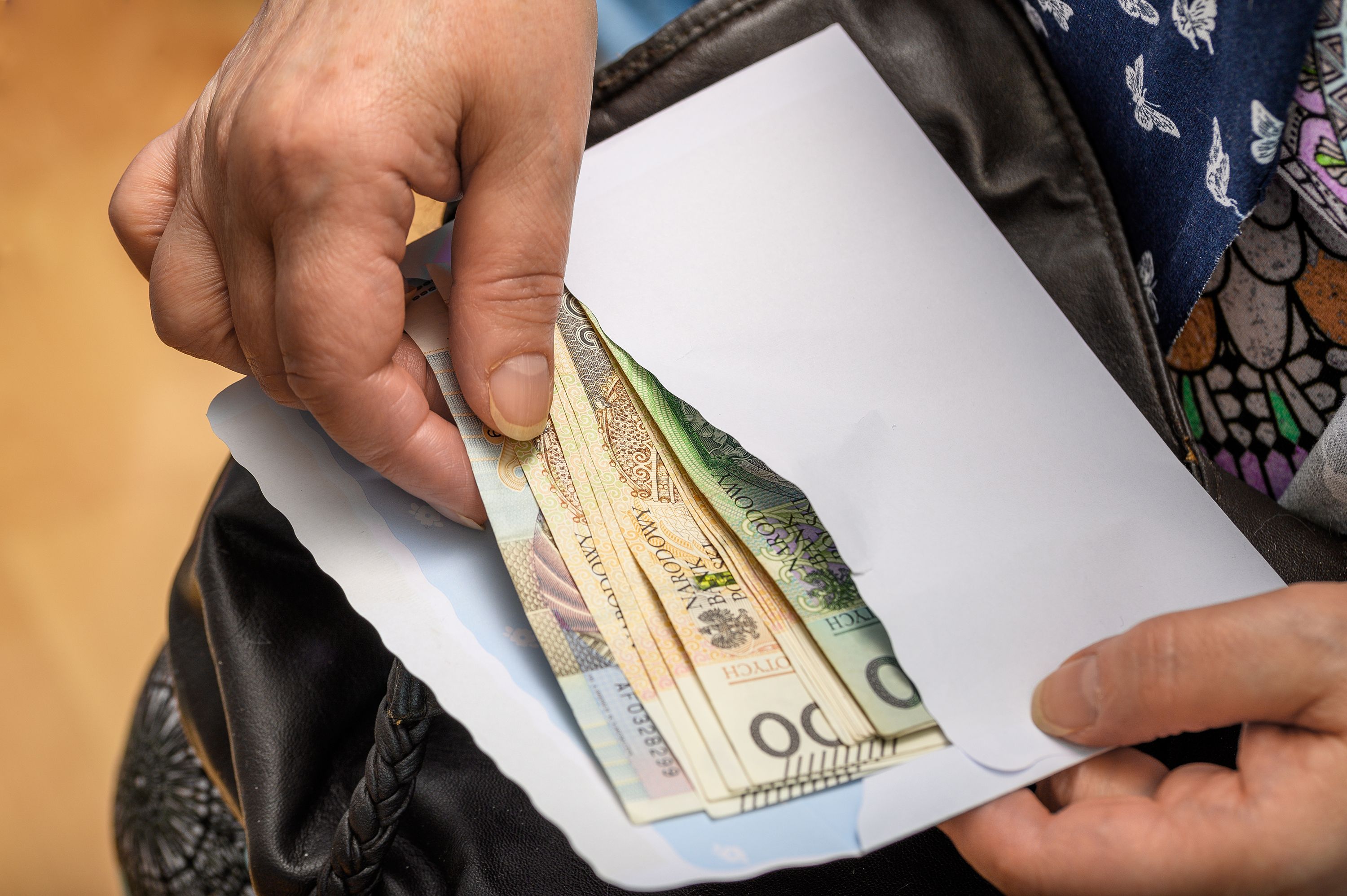 Taką emeryturę może dostać 60-latka po 10 latach pracy. Ta kwota to nie żart