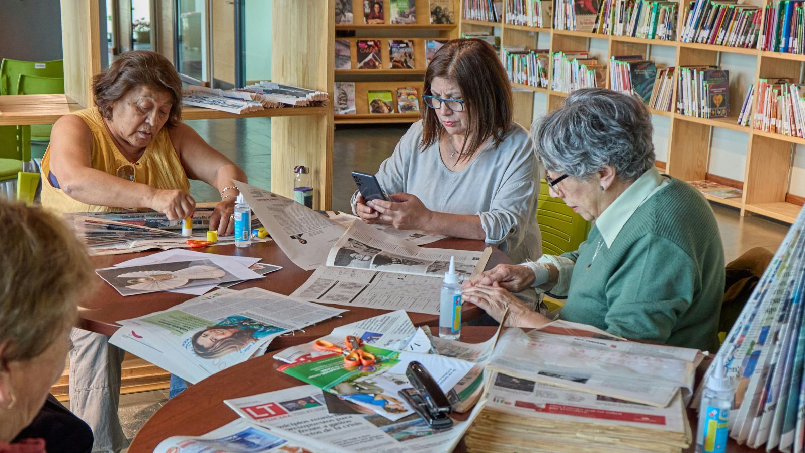 W tym wieku nie mogą Cię zwolnić ani obniżyć pensji. Przepisy stawiają sprawę jasno