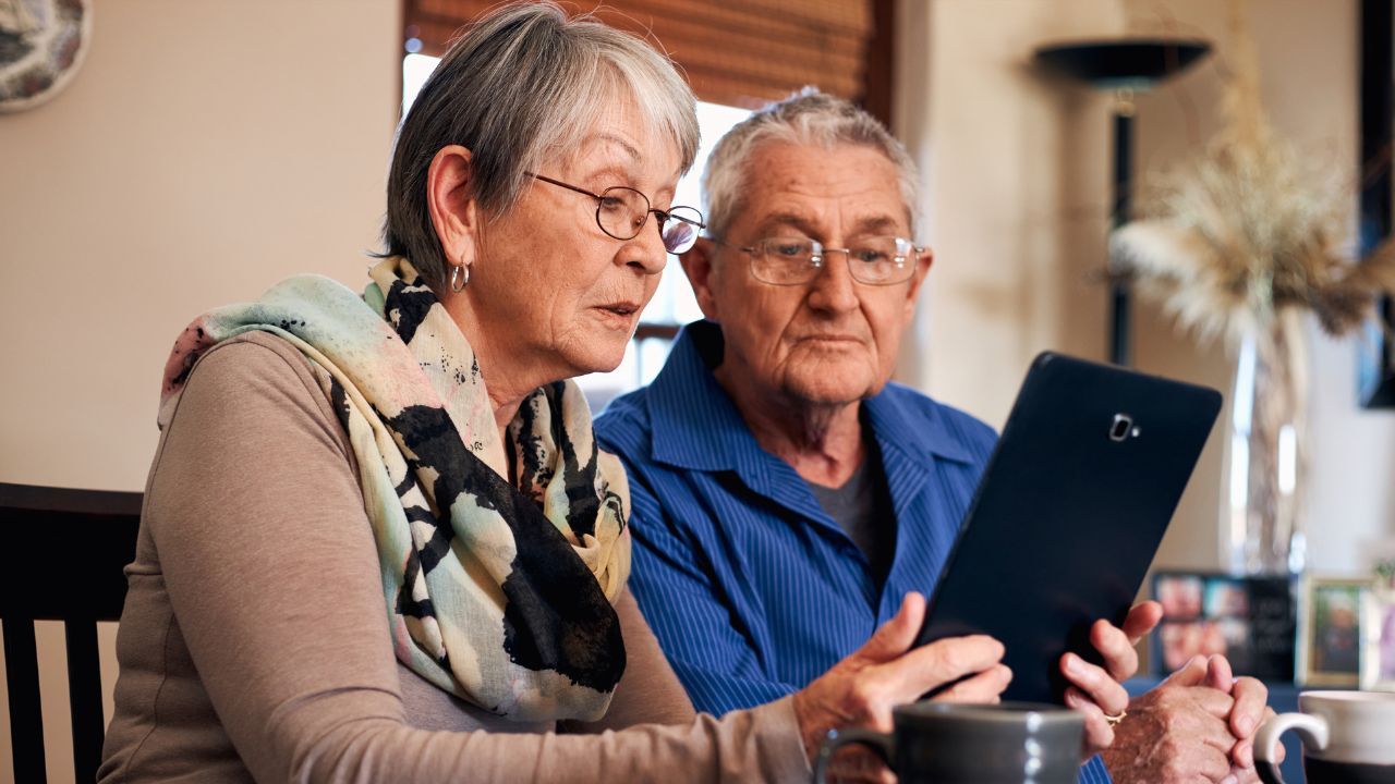 seniorzy technologia.jpg
