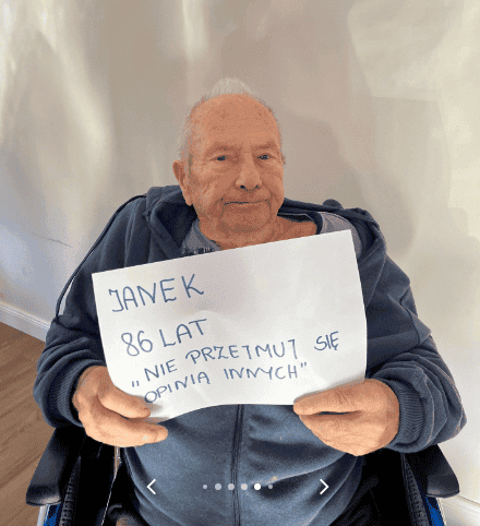 Seniorzy z domu opieki przekazali swoje rady. Ludzie płaczą ze wzruszenia