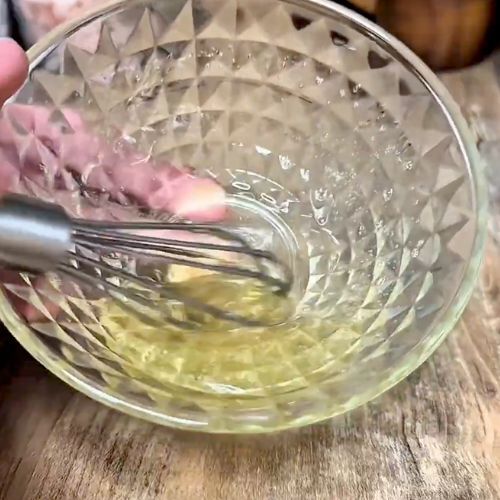 Najprostszy sernik z brzoskwiniami. Rodzina bez przerwy prosi o to ciasto