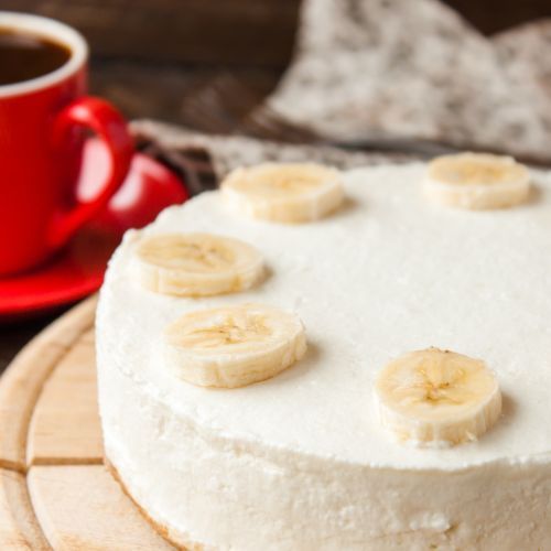 Prosty przepis na szybki i mało kaloryczny sernik. Wystarczą tylko 4 składniki