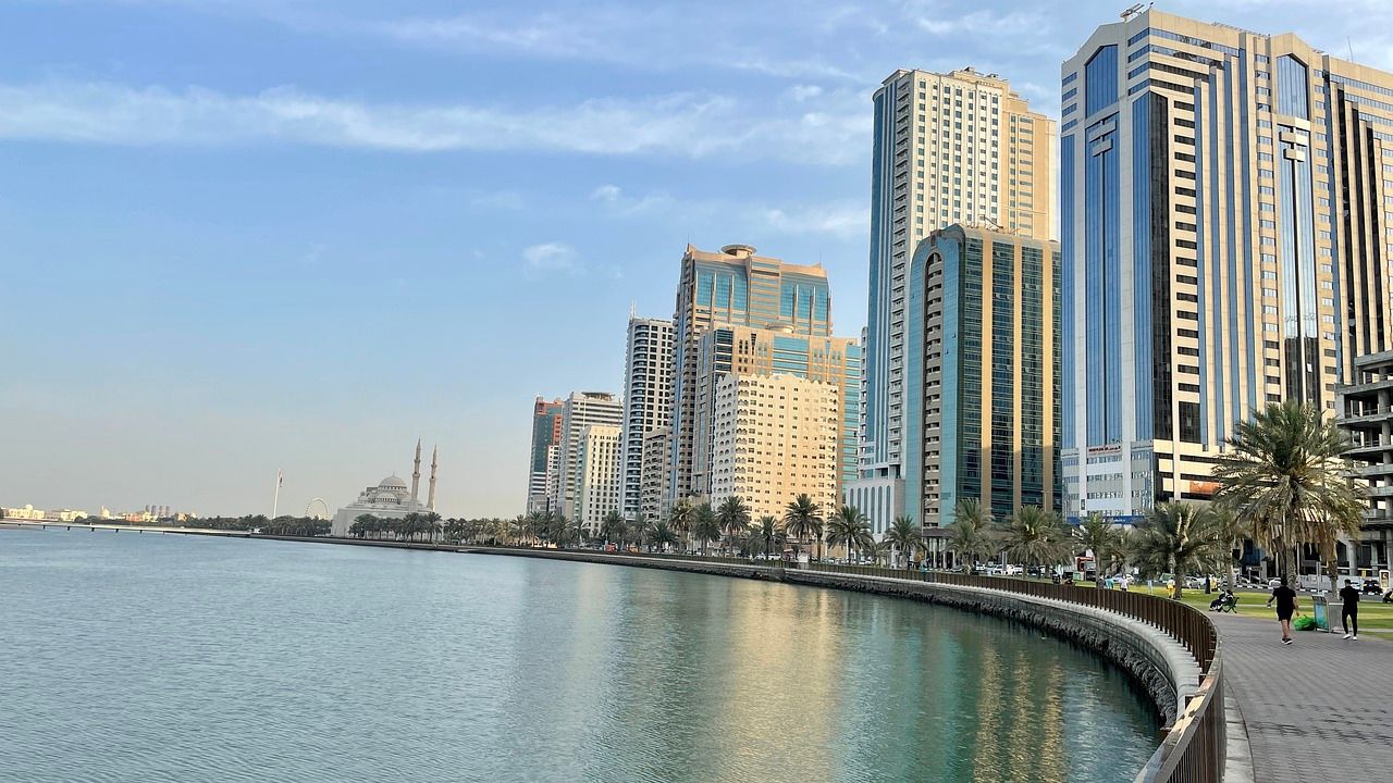 sharjah-6399732_1280.jpg