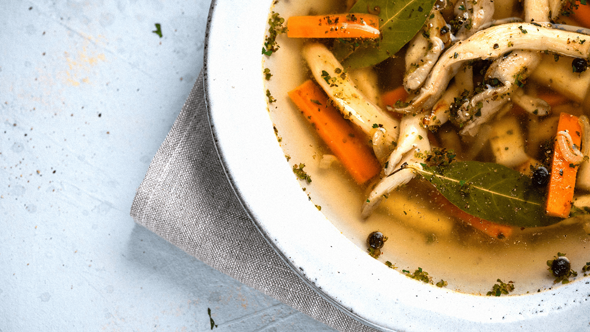 Flaczki wegetariańskie z boczniaków – jak zrobić krok po kroku