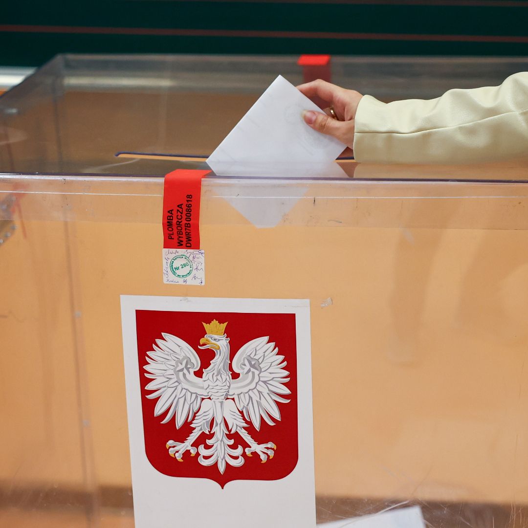 Zamieniono wyniki Nawrockiego i Trzaskowskiego. Zapadła decyzja ws. komisji w Tychach