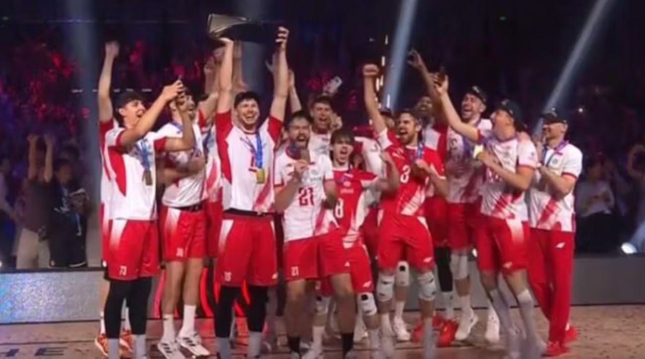 Skandal podczas dekoracji polskich siatkarzy. Cały świat widział tę wpadkę