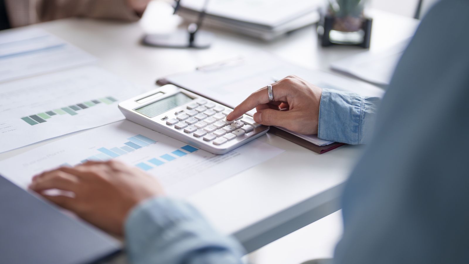 Skarbówka rusza na kontrole. Pracownikom w tych branżach przyjrzą się uważniej