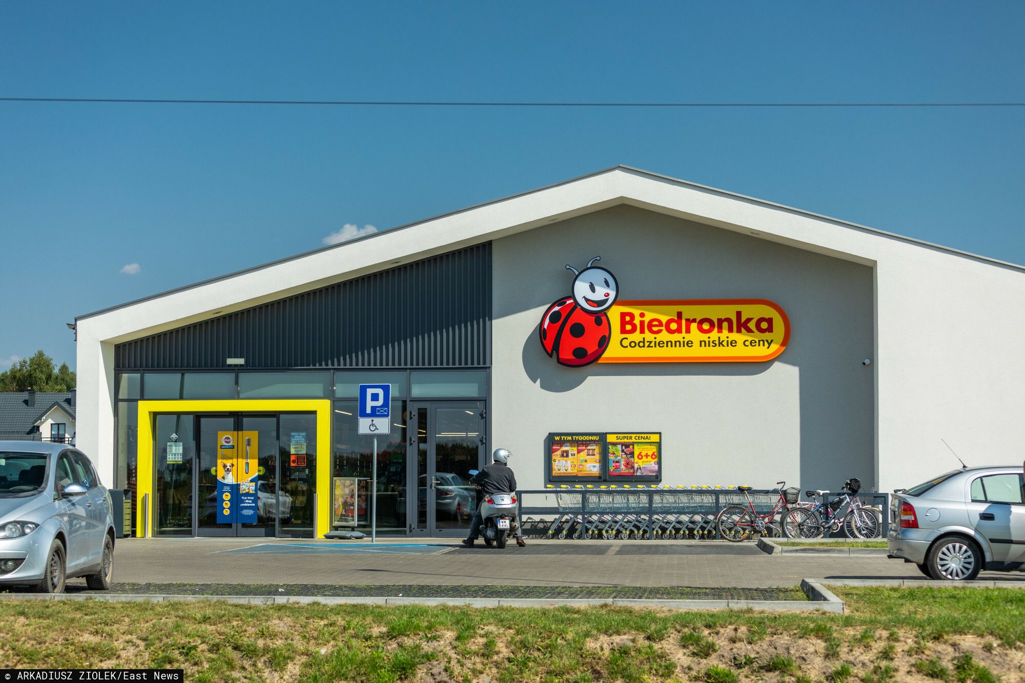 Biedronka pokrzyżowała plany wielu klientom, wydała komunikat. "Za utrudnienia przepraszamy"