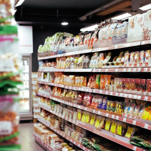 Te sklepy są otwarte w niedzielę 6.07. Lista zaskakuje 