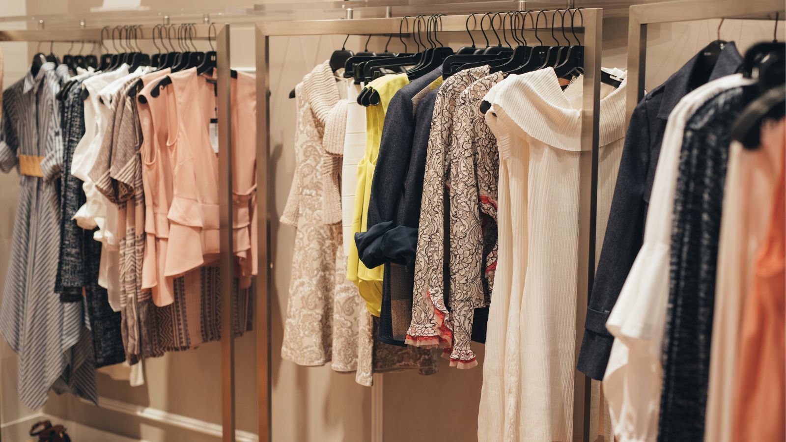 Nowy butik pojawił się w Polsce. To debiut skandynawskiej marki na polskim rynku