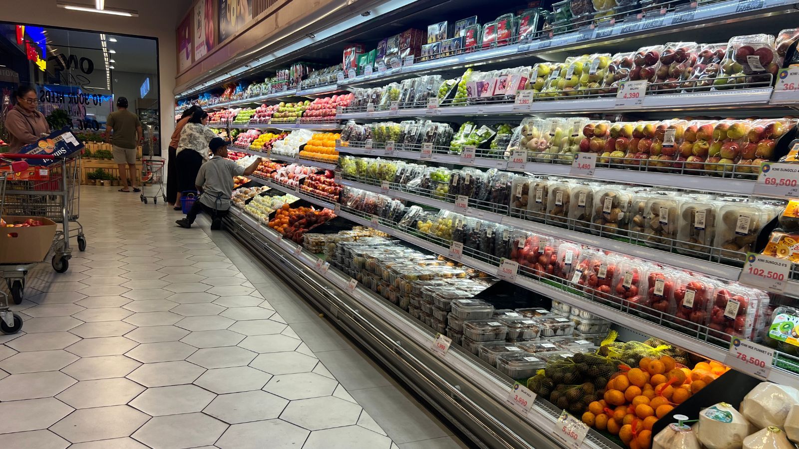 Lidl wycofuje szynkę ze sklepów. Rusza kontrola IJHARS, rolnicy oburzeni