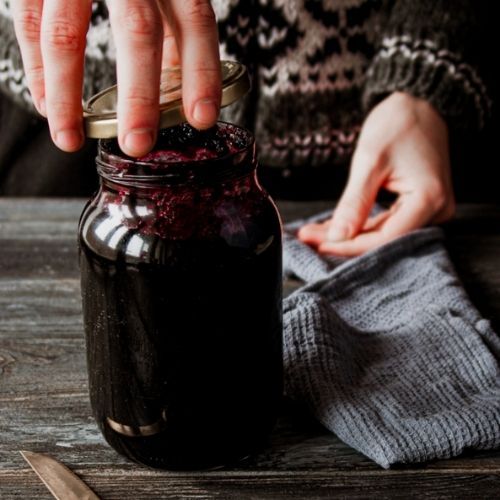 Tak otworzysz każdy słoik. Już nigdy nie zawołasz kogoś o pomoc