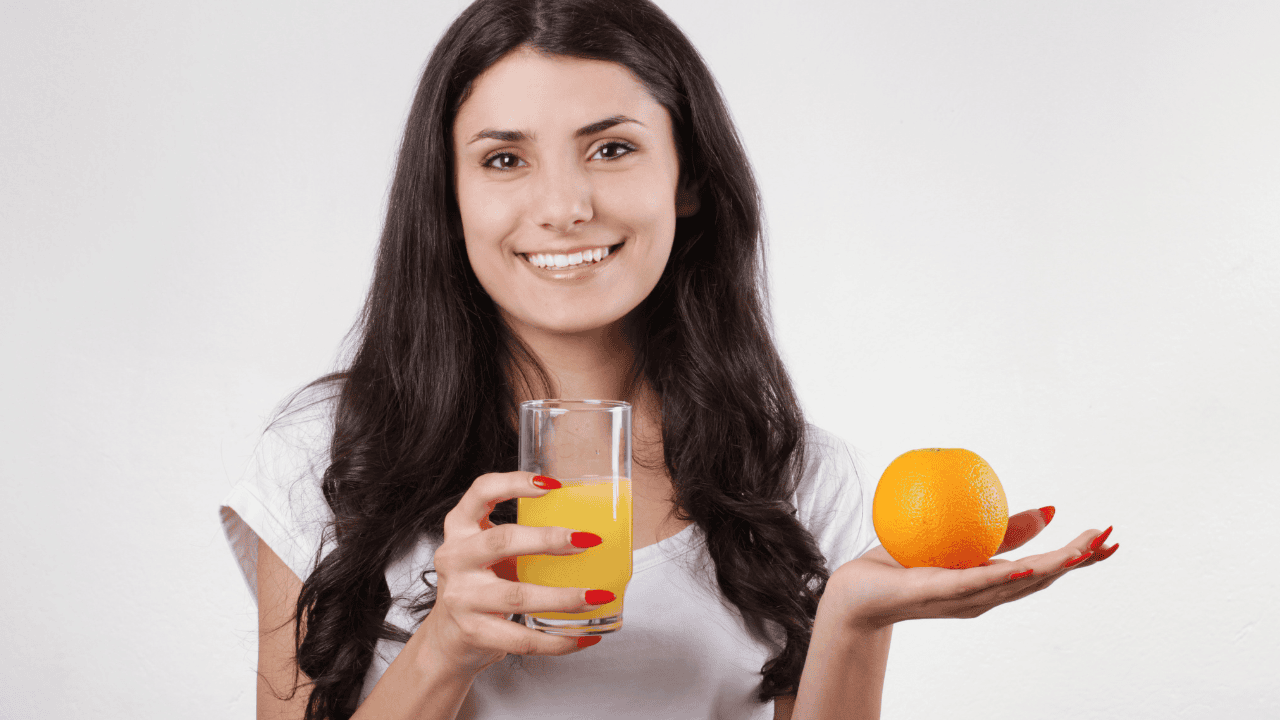 Dietetyk radzi: szklanka soku pomarańczowego do śniadania. Sprawdź, kiedy lepiej odpuścić
