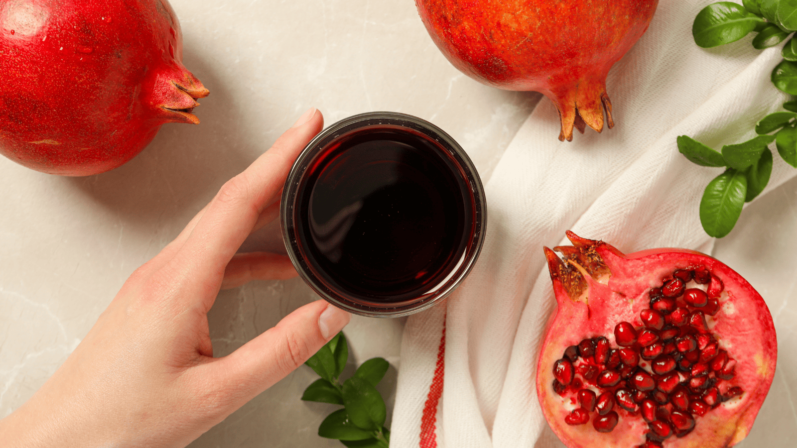 Sok z granatu poprawia zdrowie. Zrób go sam w kilka minut