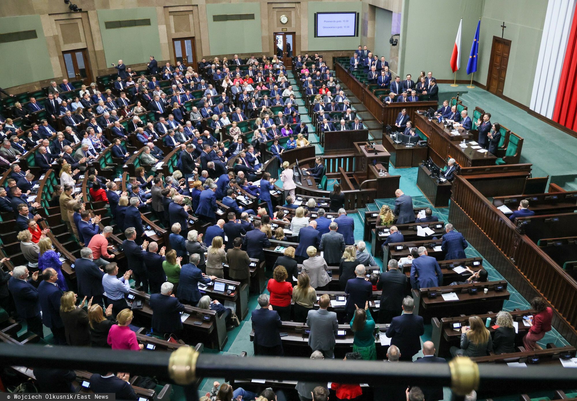 Polacy wskazali w sondażu, kogo wolą na premiera. Wybór daleki od wizji Kaczyńskiego