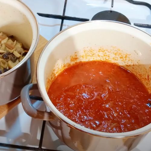 Grzyby marynuję w charakternym sosie. Nie ma lepszych przetworów na zimę