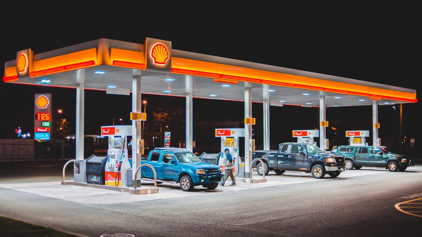 Nadciąga potężny cios dla kierowców. Ceny tego paliwa ostro w górę, eksperci nie mają wątpliwości 