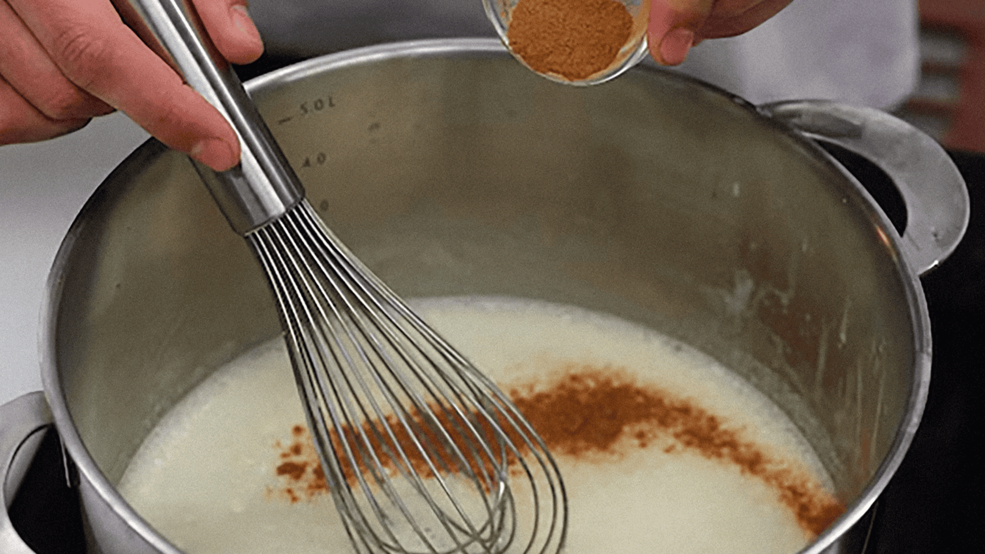 Zrobiłam „płynny chleb” w 20 minut. Brzmi dziwnie, ale po pierwszej łyżce wszystko jasne