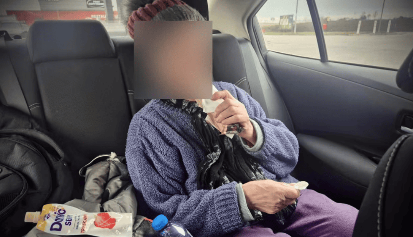 Wycieńczona, starsza kobieta na środku autostrady A1. Interweniowały służby