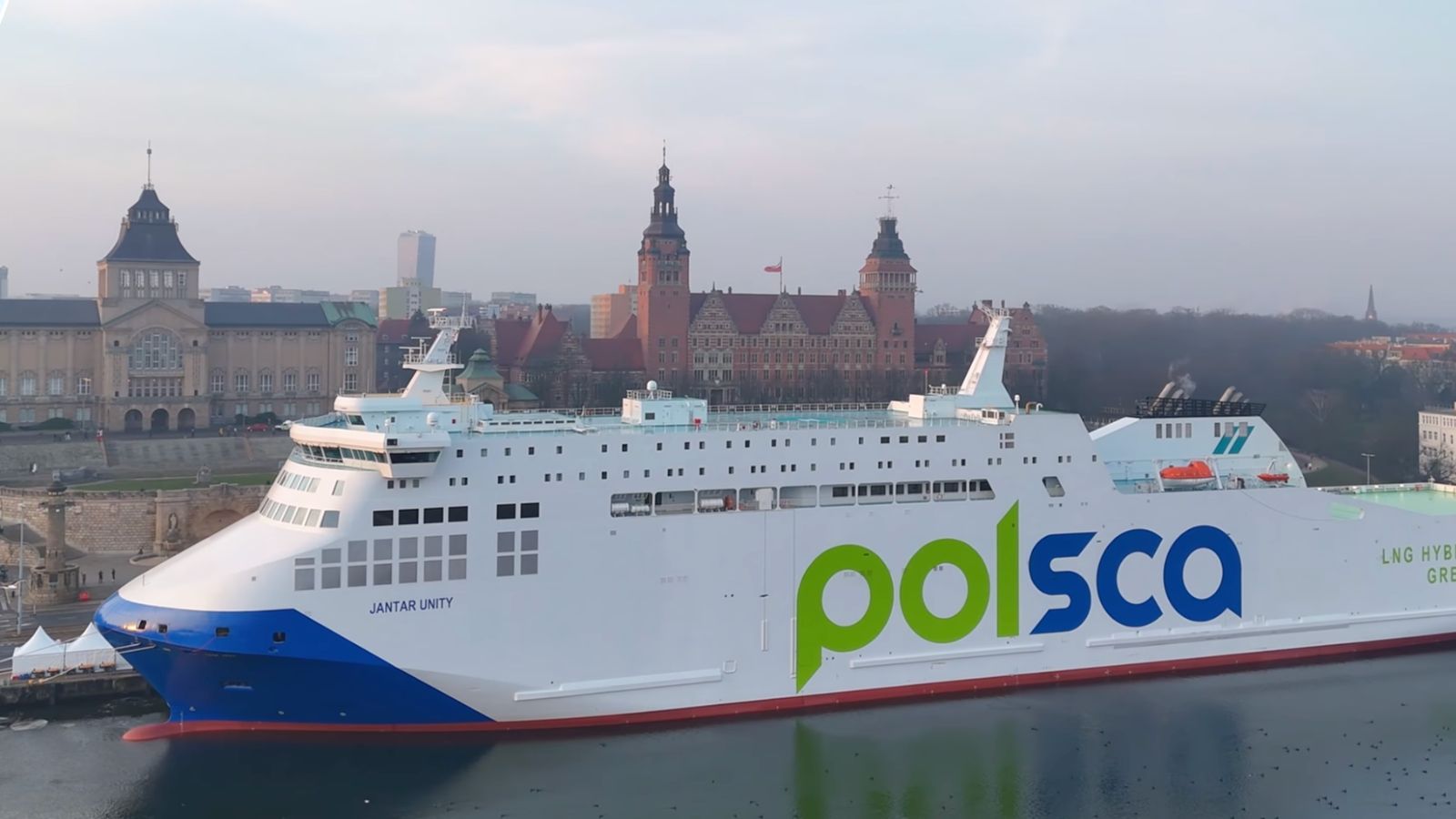 Nowy polski prom hitem, ale nie dla wszystkich. Tyle kosztują bilety do Szwecji